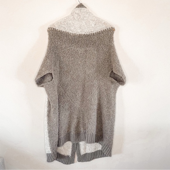 Anthropologie Sleeping on Snow, Wool Blend, Two-Tone Slouchy Sweater Vest - Picture 4 of 15